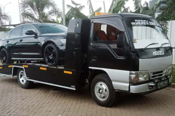 jasa derek bekasi cikarang